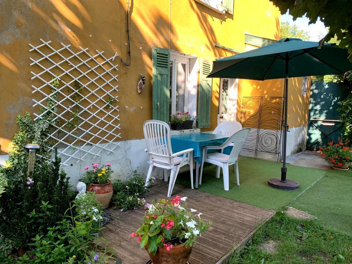 "La Petite Maison" Sainte-Foy-lès-Lyon Eksteriør bilde
